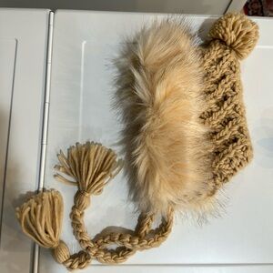 Huggalugs Fur Trimmed Bonnet  size small